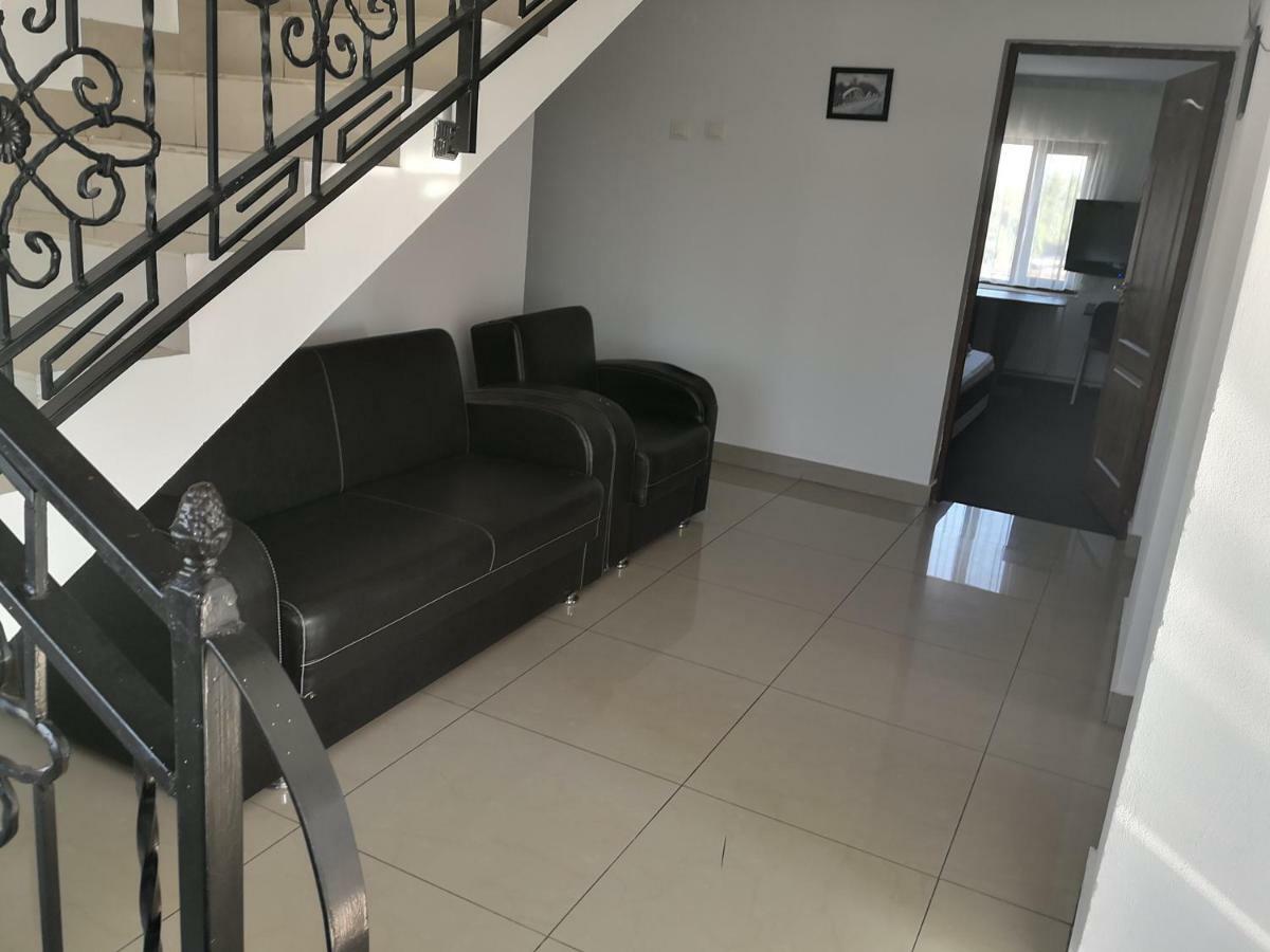 Pensiunea Platinum Targu Jiu Luaran gambar