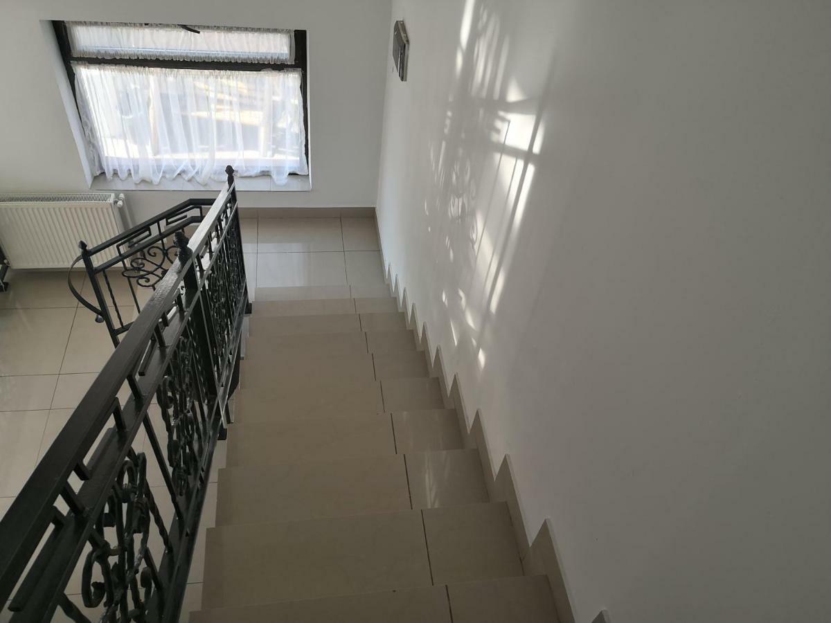 Pensiunea Platinum Targu Jiu Luaran gambar